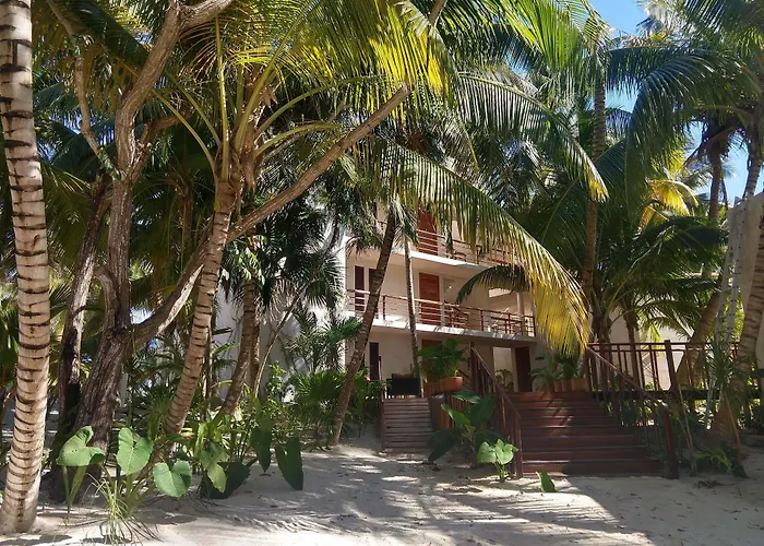Arrecifes Hotel 4*